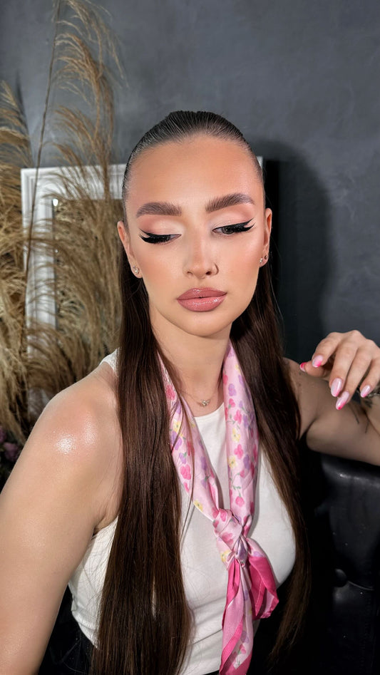 Profesionalus Glam makiažas su vizažiste Lina Ru 05.17 Tauragė